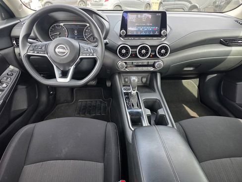Used 2025 Nissan Sentra SV FWD image 16