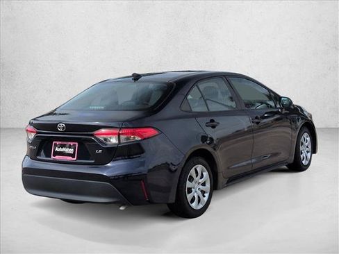 Used 2024 Toyota Corolla LE FWD image 5