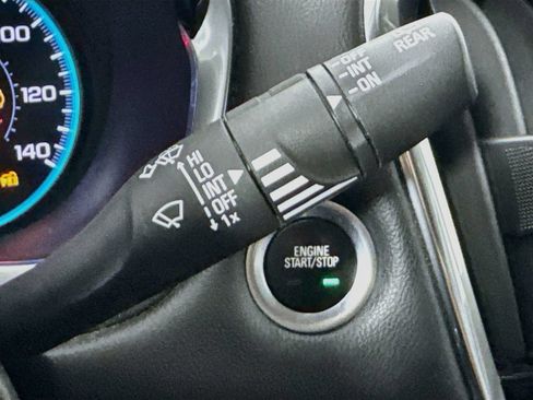 Used 2020 Chevrolet Traverse LS FWD image 13