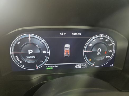 New 2025 Mitsubishi Outlander SE image 17