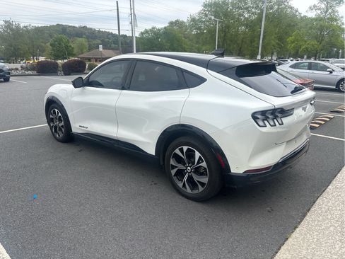 Used 2021 Ford Mustang Mach-E Premium image 3