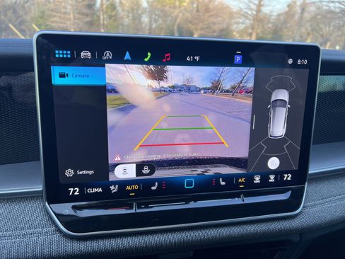 Used 2025 Volkswagen Tiguan S image 22