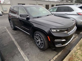 Used 2024 Jeep Grand Cherokee Summit video 1
