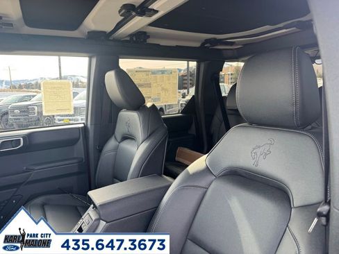 New 2025 Ford Bronco Badlands image 48