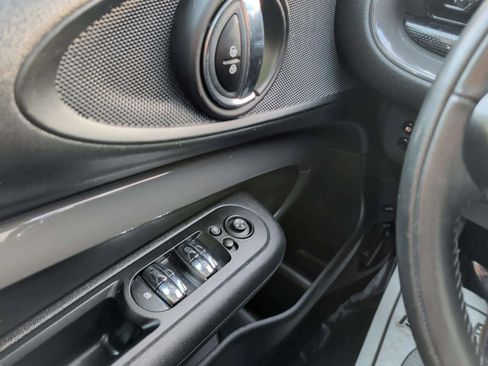 Used 2017 MINI Cooper Clubman S image 27