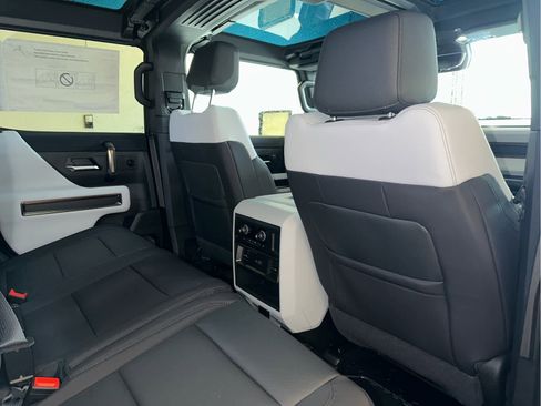 New 2025 GMC Hummer EV 2X image 41