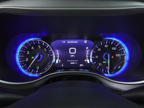 Used 2024 Chrysler Pacifica Touring-L w/ S Appearance Package image 16