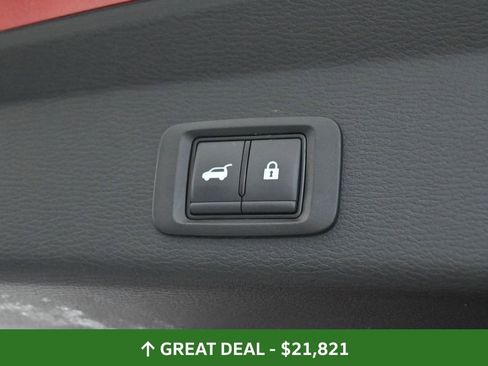 Used 2024 Mitsubishi Outlander SE image 21