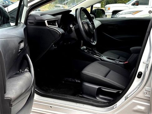Used 2024 Toyota Corolla LE image 10