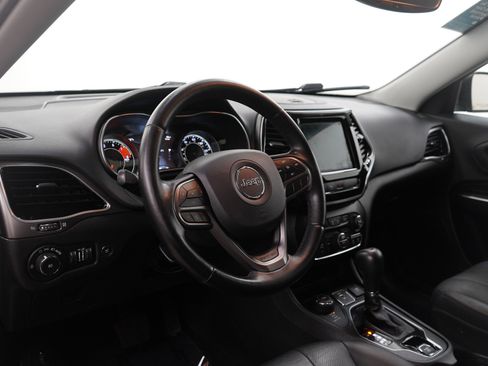 Used 2020 Jeep Cherokee Limited image 16