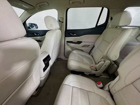 Used 2023 GMC Acadia Denali AWD/4WD image 23