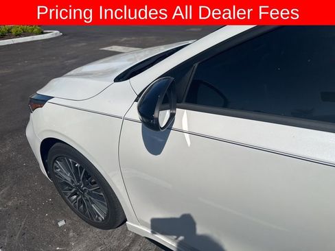 Used 2023 Kia Forte GT-Line w/ GT-Line Technology Package FWD image 8