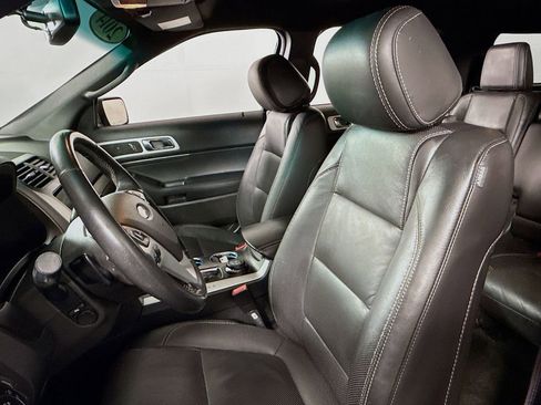 Used 2014 Ford Explorer Sport w/ Equipment Group 401A AWD/4WD image 31