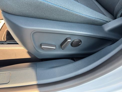 New 2025 Ford Maverick XLT w/ XLT Luxury Package image 25