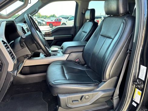 Used 2019 Ford F150 Lariat w/ Trailer Tow Package AWD/4WD image 24