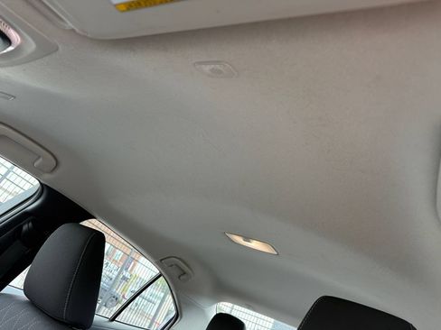 Used 2024 Toyota Corolla LE FWD image 29