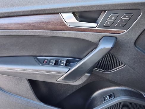 Used 2022 Audi Q5 2.0T Premium Plus image 26