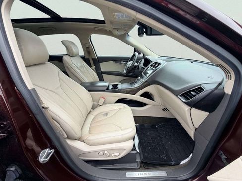 Used 2018 Lincoln MKX Reserve w/ Lincoln MKX Climate Package AWD/4WD image 28