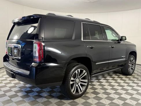 Used 2020 GMC Yukon Denali w/ Denali Premium Package AWD/4WD image 7