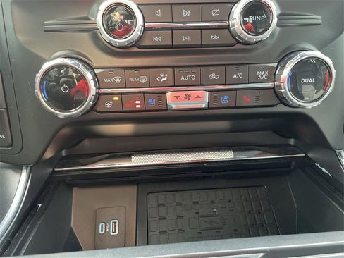 Used 2024 Ford F150 Raptor image 19