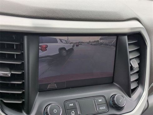 Used 2020 GMC Acadia SLT w/ LPO, Floor Liner Package image 22