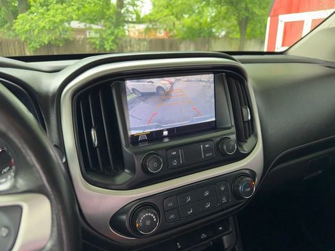 Used 2019 GMC Canyon SLE AWD/4WD image 17