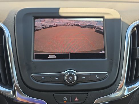 Used 2024 Chevrolet Equinox LT FWD image 23