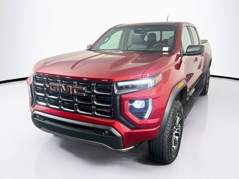Used 2023 GMC Canyon AT4 AWD/4WD image 3