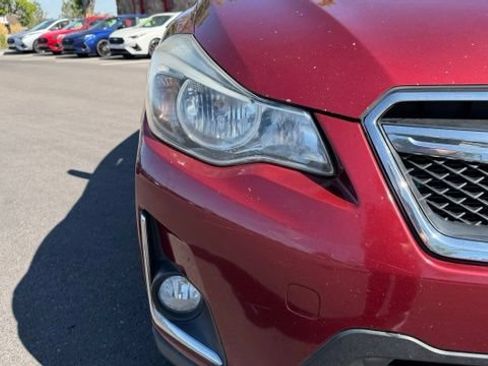 Used 2017 Subaru Crosstrek 2.0i Premium w/ Moonroof Package AWD/4WD image 9