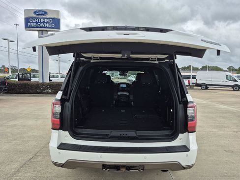 Certified 2021 Ford Expedition King Ranch w/ Cargo Package AWD/4WD image 16