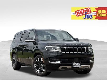 Used 2023 Jeep Wagoneer L Series III w/ Preferred Equipment Group