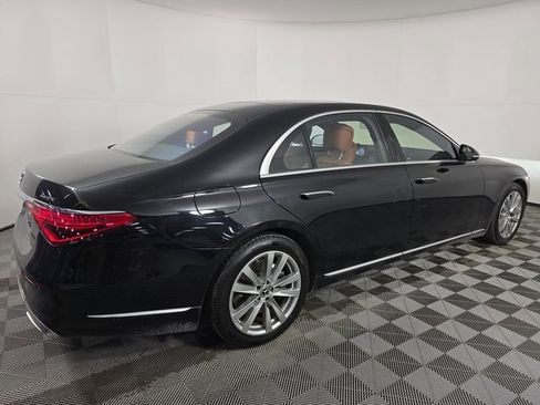 Used 2023 Mercedes-Benz S 500 4MATIC image 2