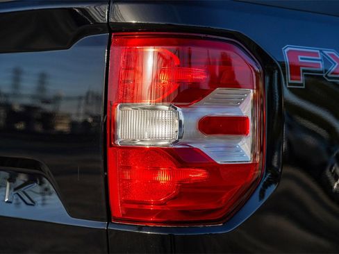 Used 2025 Ford Maverick XLT w/ XLT Luxury Package image 9