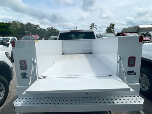 New 2024 GMC Sierra 3500 Pro w/ Convenience Package image 4