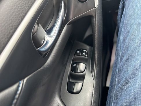 Used 2017 Nissan Altima 2.5 SR FWD image 19