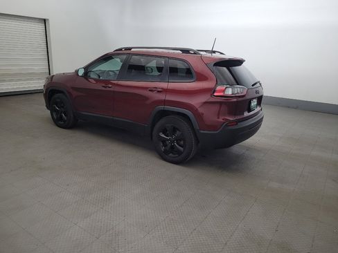 Used 2019 Jeep Cherokee Latitude Plus AWD/4WD image 3
