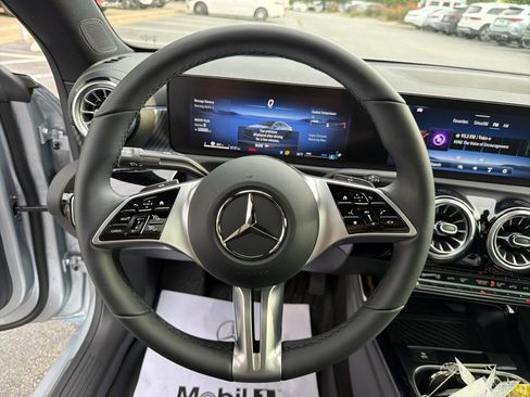 Certified 2026 Mercedes-Benz CLA 250 4MATIC image 22
