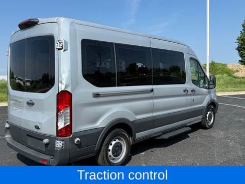 Used 2018 Ford Transit 350 XL image 5