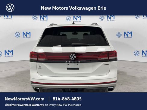 New 2026 Volkswagen Atlas Peak Edition AWD/4WD image 3