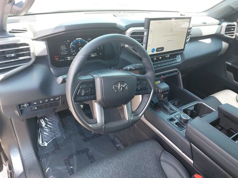 Used 2025 Toyota Tundra Limited w/ TRD Off-Road Package AWD/4WD image 15