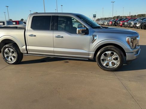 Used 2023 Ford F150 Platinum image 9