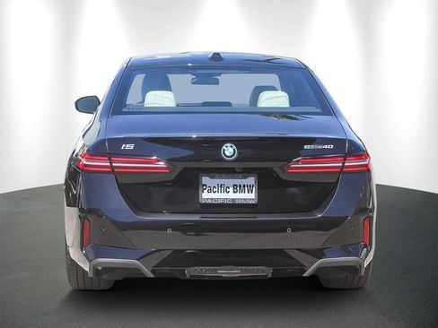 Used 2026 BMW i5 eDrive40 RWD image 5