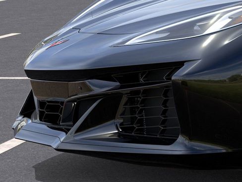 New 2025 Chevrolet Corvette E-Ray image 13