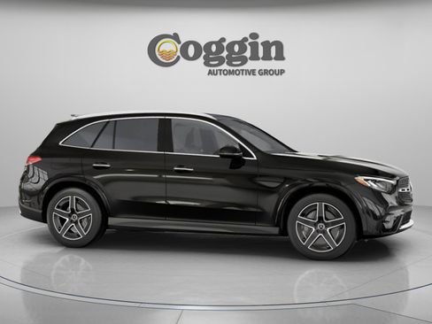 Used 2026 Mercedes-Benz GLC 300 image 28