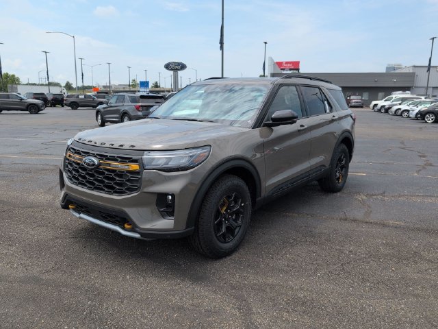 New 2026 Ford Explorer Tremor w/ Tremor Ultimate Package AWD/4WD image 3