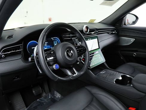 Certified 2024 Maserati Grecale Modena AWD/4WD image 17