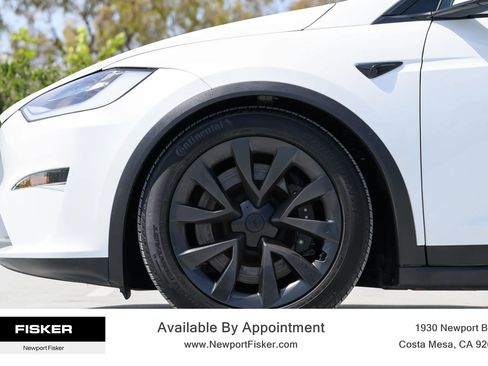 Used 2024 Tesla Model X AWD/4WD image 8