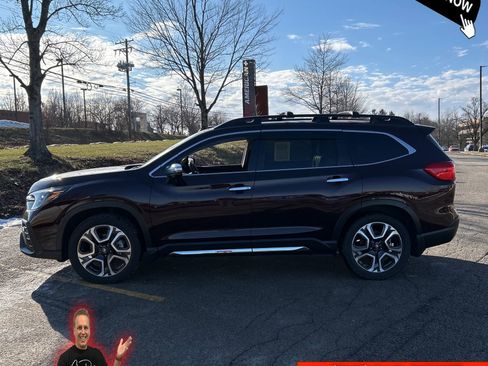 Used 2023 Subaru Ascent Touring image 3