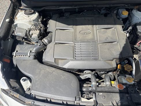 Used 2015 Subaru Legacy 3.6R Limited AWD/4WD image 20