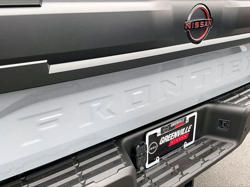 New 2026 Nissan Frontier PRO-4X w/ Pro-4x Convenience Package image 13